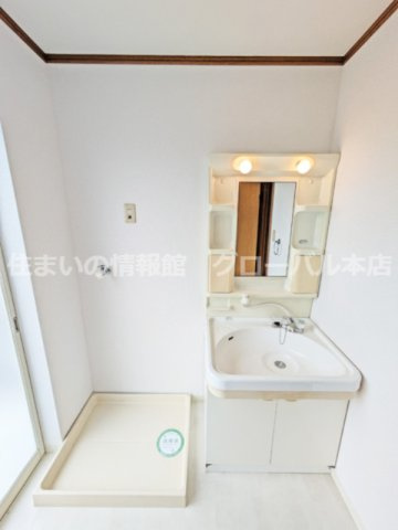 京都市東山区泉涌寺門前町住宅の独立洗面台
