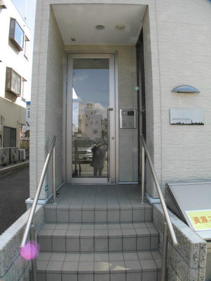 【エントランス】