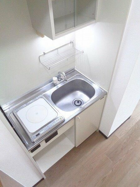 横浜市西区久保町の賃貸マンションのキッチン