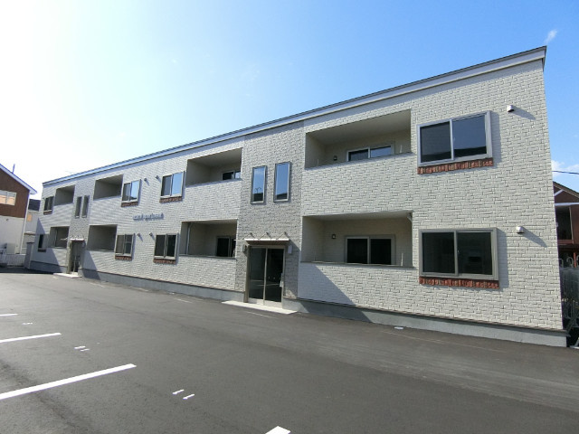 azami apartment