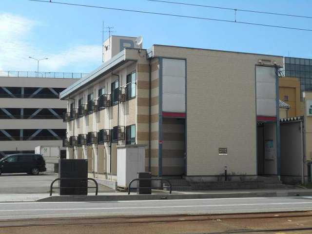 レオパレス田原町Ⅱの外観|外観は落ち着いています