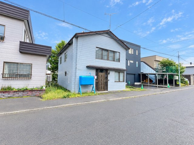 伏古9条2丁目　土地の外観|前面道路の幅が約９ｍとゆったりしており、往来もしやすい立地です♪