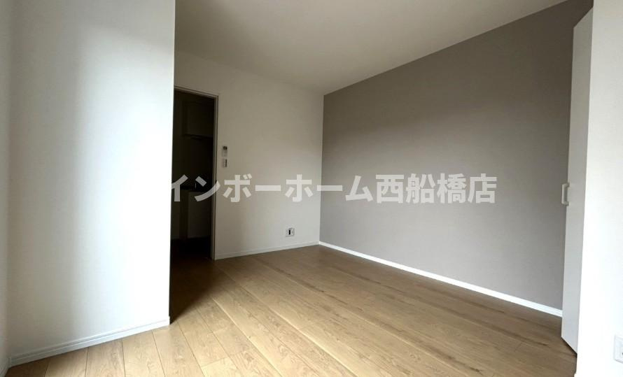 松戸市松戸のアパートの寝室