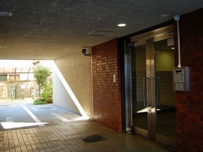【エントランス】 | 四谷坂町永谷マンション