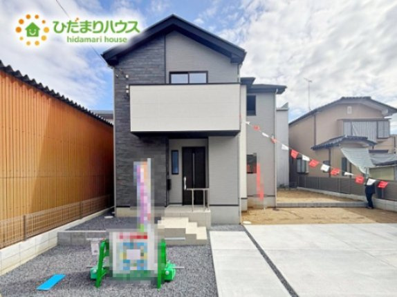 【外観】 | 水戸市本町4期　新築戸建 | 明るい光が差し込む開放感あふれる住まいです。