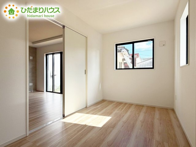 【洋室】 | 水戸市本町4期　新築戸建 | 赤ちゃんスペースや客間など、多彩な用途で使用できる洋室☆