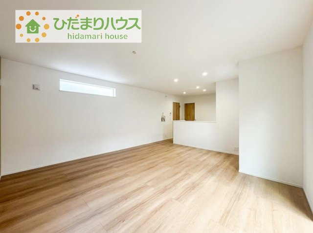 【居間・リビング】 | 牛久市南7丁目01期　新築戸建 | お友達や親戚とホームパーティもいいですね(*^^*)