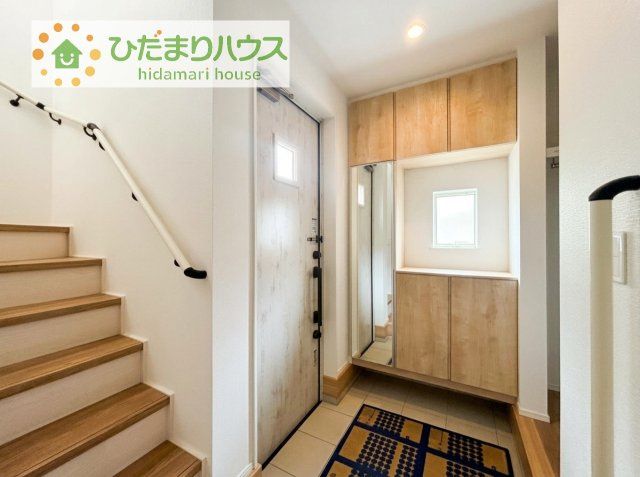 【玄関】 | 牛久市南7丁目01期　新築戸建 | 家族の靴をたっぷり収納！大型シューズクローゼット付き(^^♪
