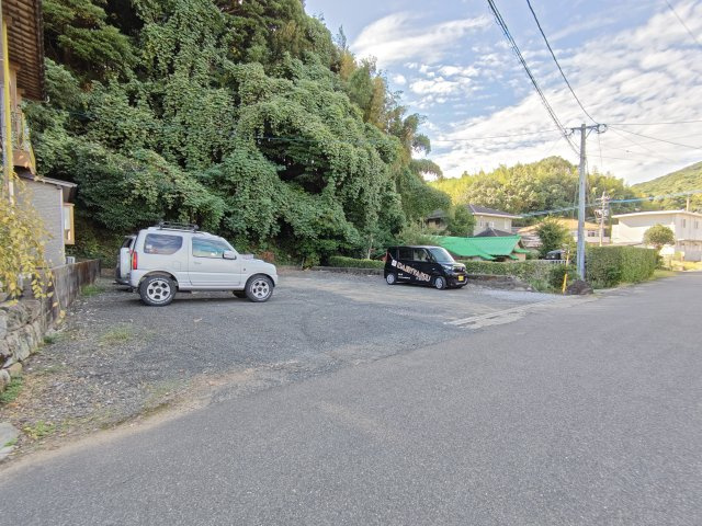 相浦町６４坪土地の前面道路含む現地写真