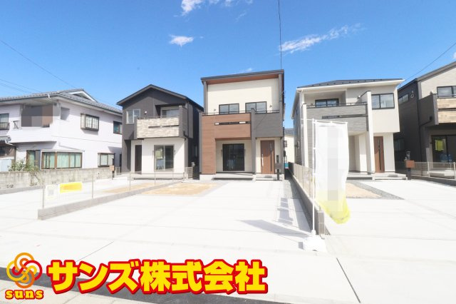 郡山市昭和2丁目　　　２号棟　　　小原田小学校、小原田中学区の外観|南東側から見た駐車場を含む外観♪