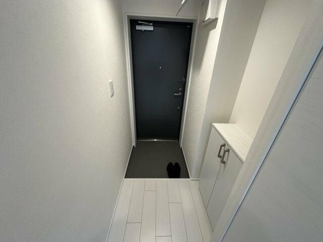 早稲田鶴巻町ＩＭＡハウスの玄関