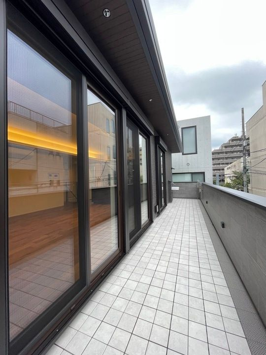 高輪１丁目戸建のバルコニー