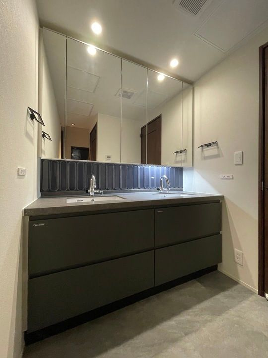 高輪１丁目戸建の洗面所