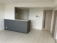福岡市南区長丘４丁目の賃貸マンションの居間・リビング