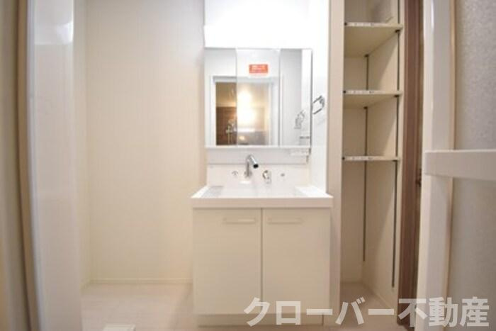アルチェヴィータの独立洗面台|洗髪洗面化粧台