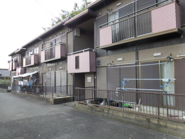 アーバン別所の外観