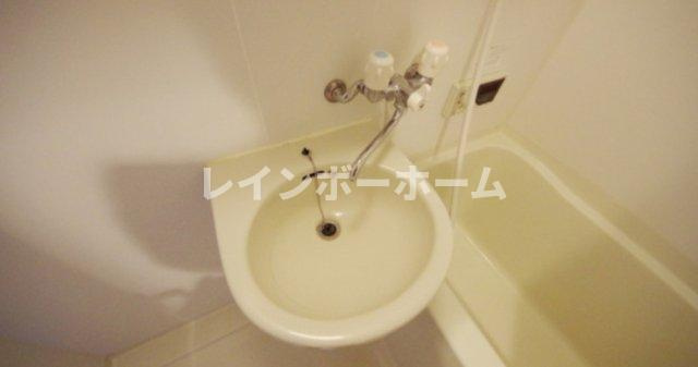 アングリア志木の洗面所