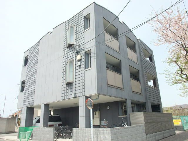 アルモニ－の外観
