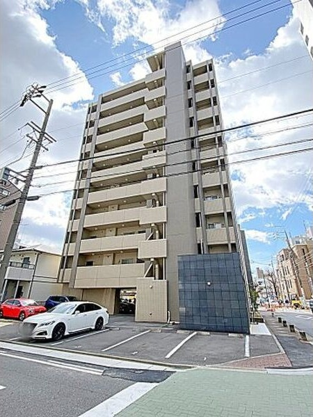ラ・トゥール代官町の外観