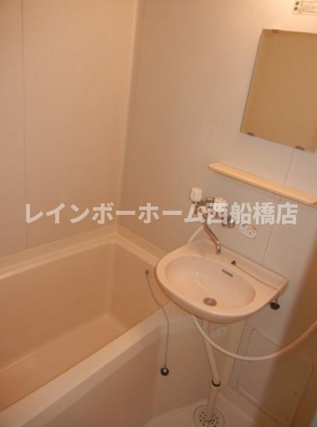 アミューズFハウスの浴室
