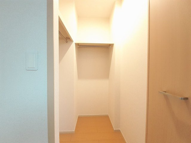 ルミエールの収納|小物を収納するのに便利です