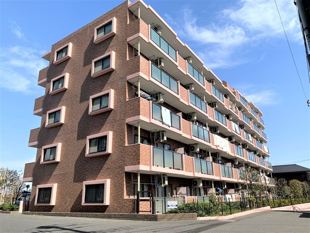 エクセラン東松戸の外観