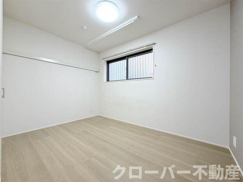 ロイヤルシャーメゾン栗林の内装