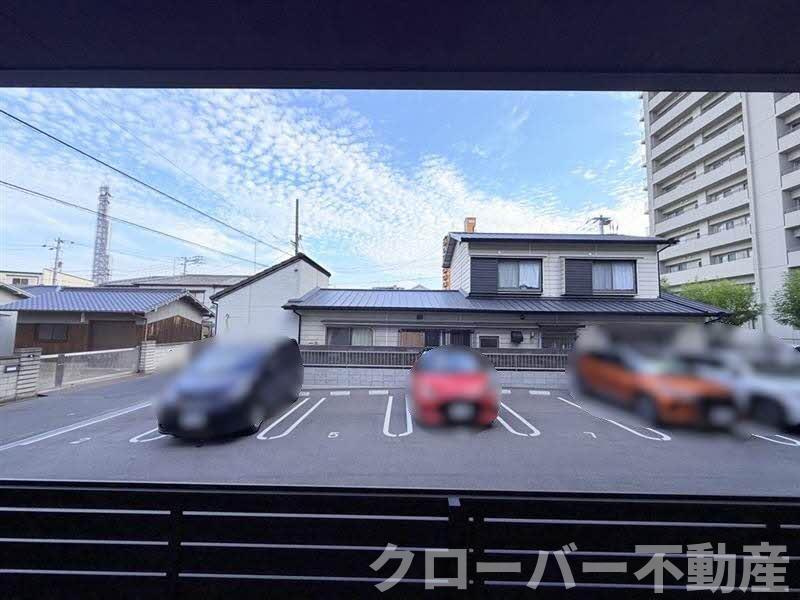 ロイヤルシャーメゾン栗林の展望