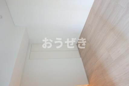 ルジェンテ・バリュ上野の寝室