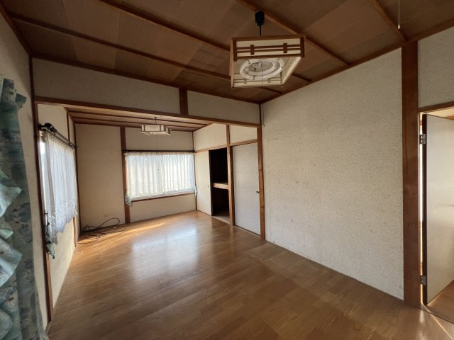 津山市沼　中古住宅　4DKの洋室|２階洋室