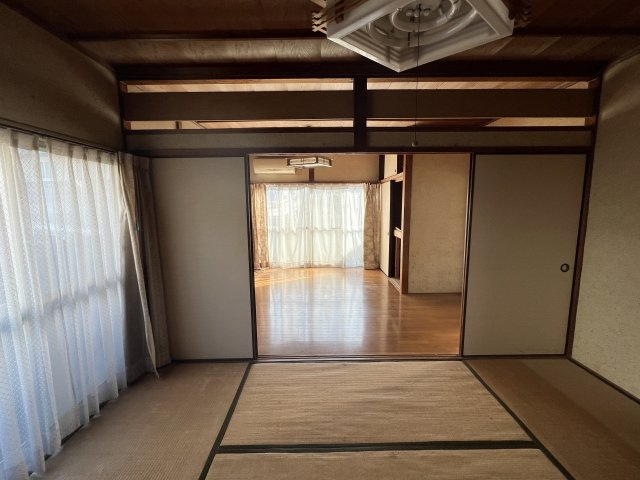 津山市沼　中古住宅　4DKの和室|１階和室