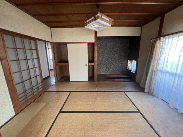 津山市沼　中古住宅　4DKの和室|１階　和室