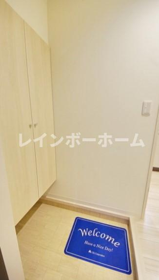 アモンディエの玄関