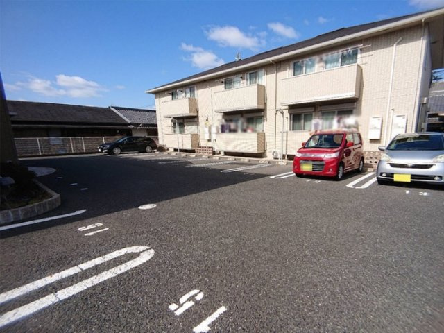 フォレスト　ヒルズ　Ⅱ棟の外観