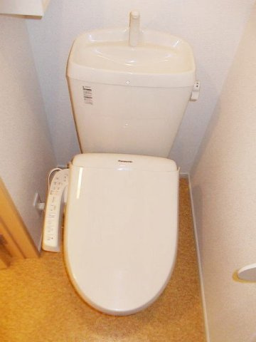 シャンミリュウのトイレ|コンパクトで使いやすいトイレです