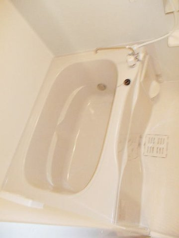 シャンミリュウの浴室|コンパクトで使いやすいお風呂です