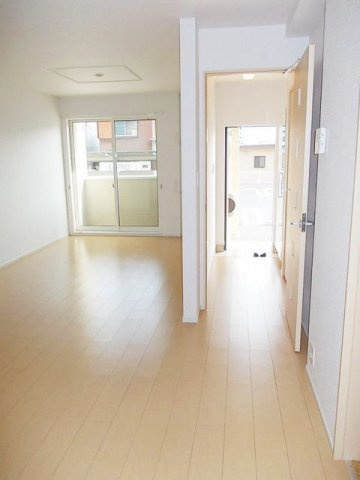 シャンミリュウの玄関|明るい玄関です