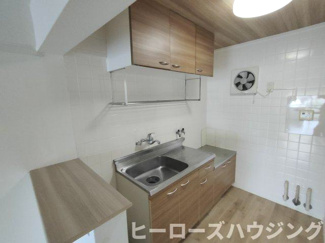 【キッチン】 | アスモ岡町 | ※同タイプの写真となり、実際のお部屋とは異なる場合があります