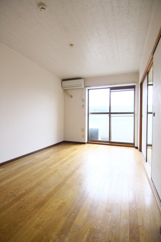 クレスト日吉の洋室|※同タイプ別部屋の参考写真になります