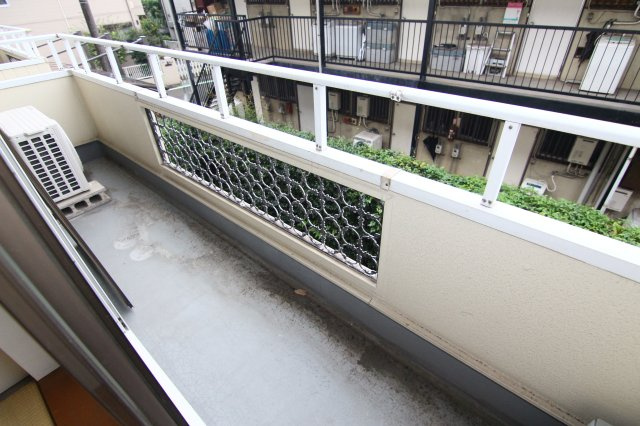 クレスト日吉のバルコニー|※同タイプ別部屋の参考写真になります
