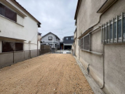 【外観】 | 式内町　新築一戸建 | ゆとりのある洗面室ですよ♪朝の身支度もスムーズにできますね♪