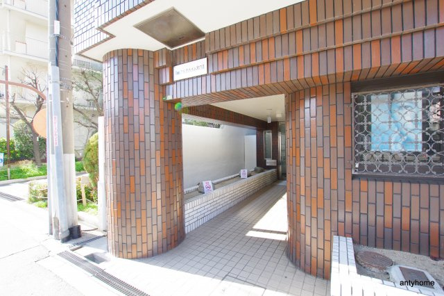 アルテハイム天六2　仲介手数料無料のエントランス