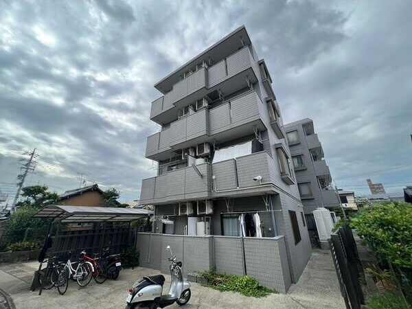 ドリーム川名