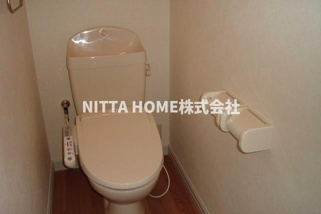 多可郡多可町中区安楽田のアパートのトイレ|シャワートイレも嬉しい設備◎