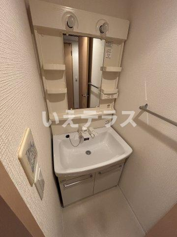 CanalCourtKOBEの洗面所|忙しい朝には欠かせない洗面所です