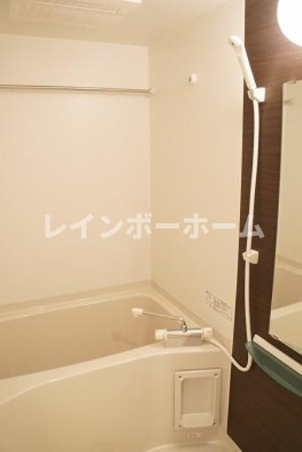 リブリ・ダイヤの浴室