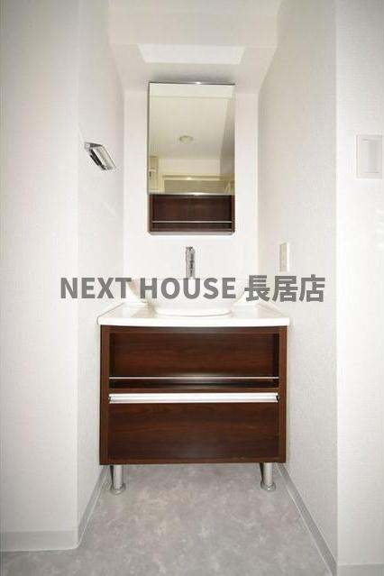 アーデン京町堀イーストの独立洗面台