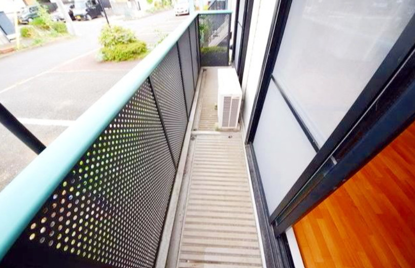 府中市白糸台２丁目の賃貸マンションのバルコニー