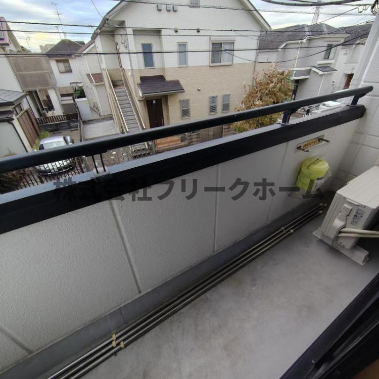 三鷹市下連雀６丁目の賃貸マンションのバルコニー