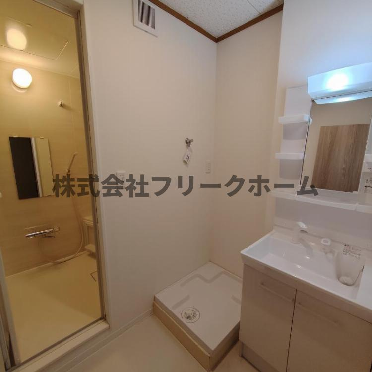 三鷹市下連雀６丁目の賃貸マンションの洗面所